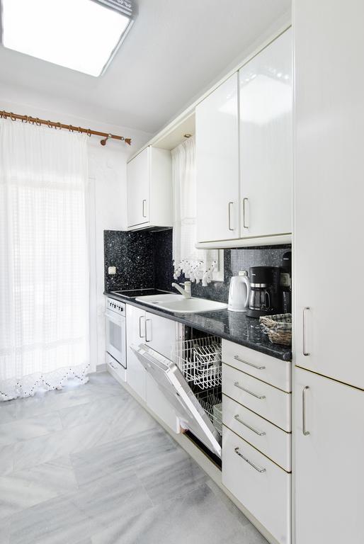 Nea Kallikrateia Beach Front Villa מראה חיצוני תמונה